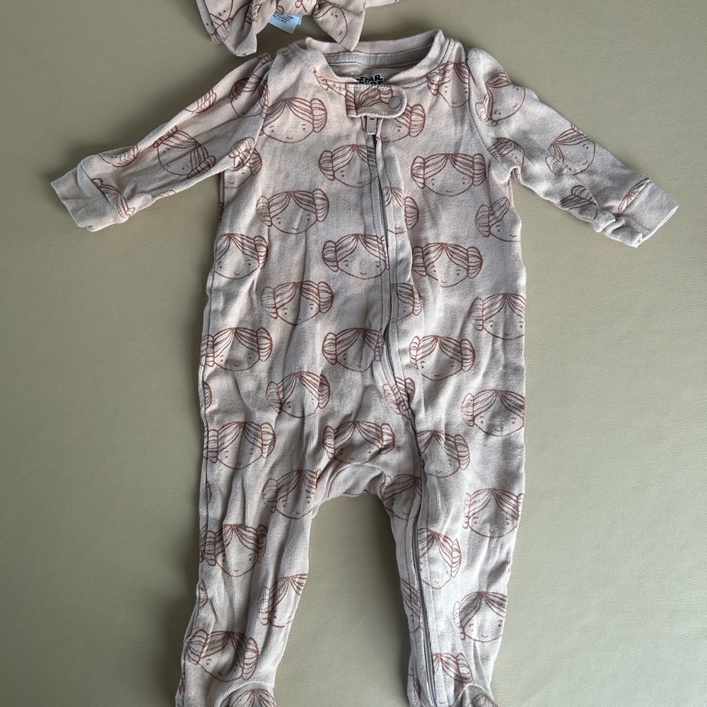 GAP Beige Elephant Print Kids Footie